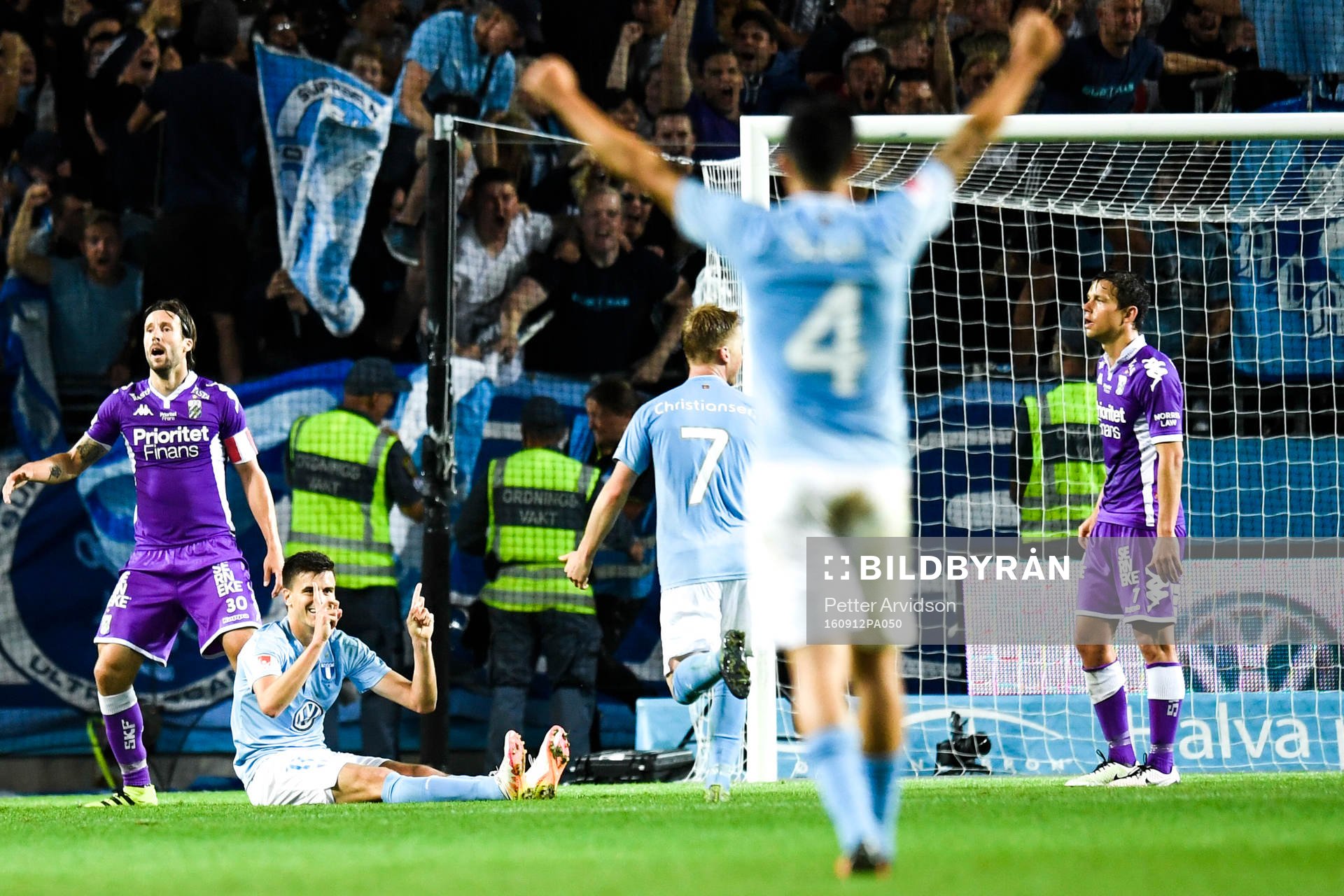 Malmö FFs Alexander Jeremejeff jublar