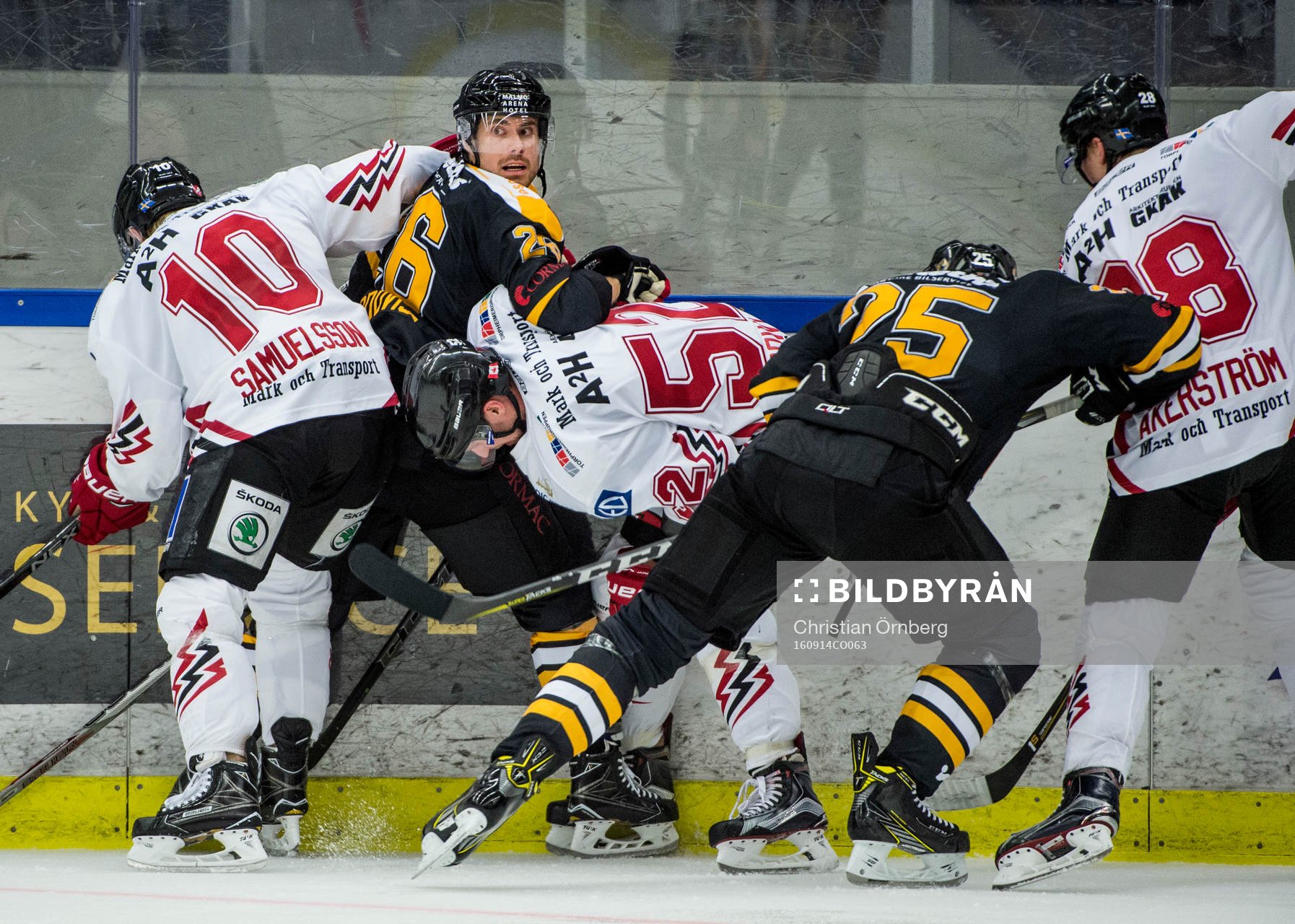 Vita Hästens Jesper Samuelsson, Jordan Rowley, Simon
