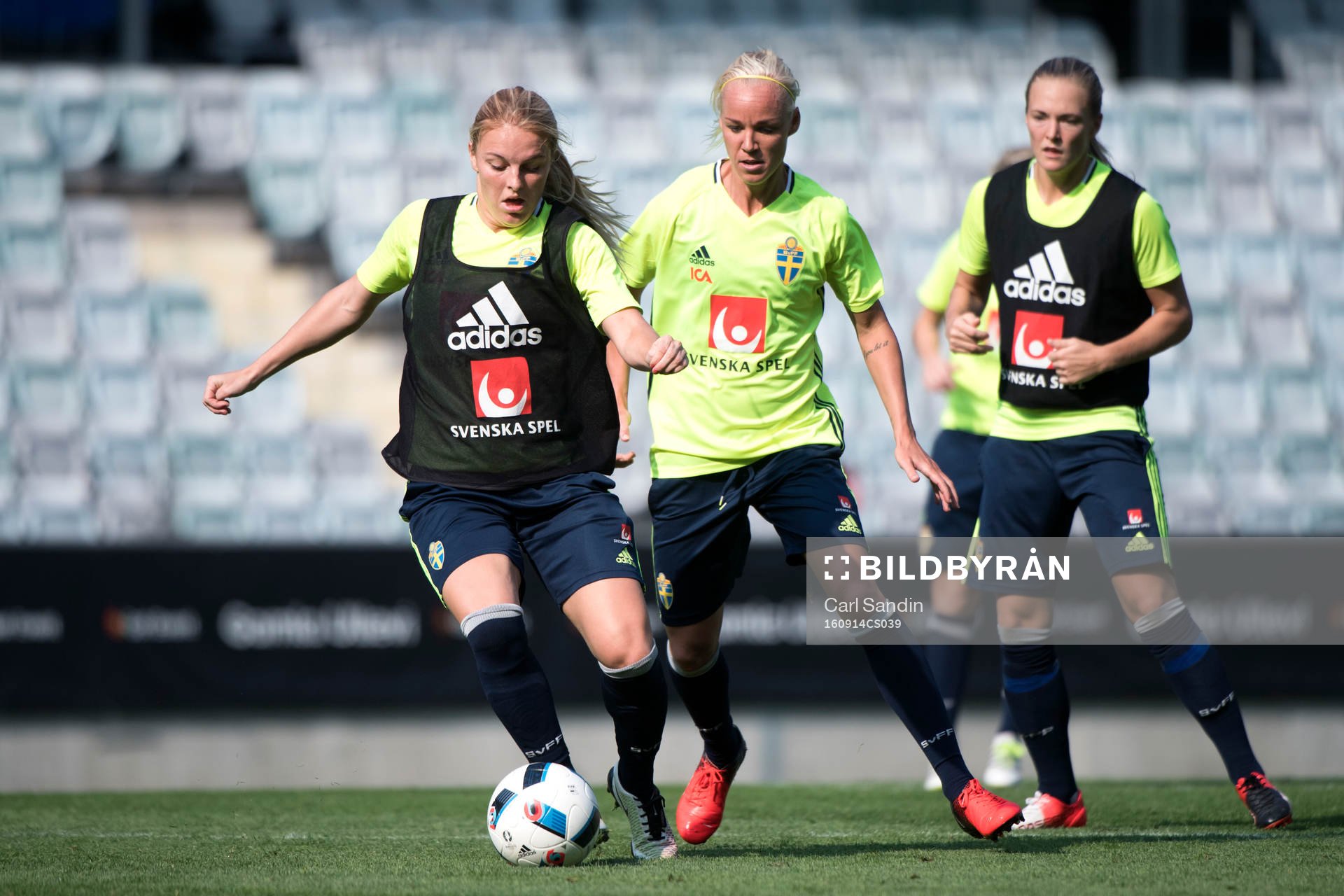 Sveriges Mimmi Larsson, Caroline Seger och Magdalena