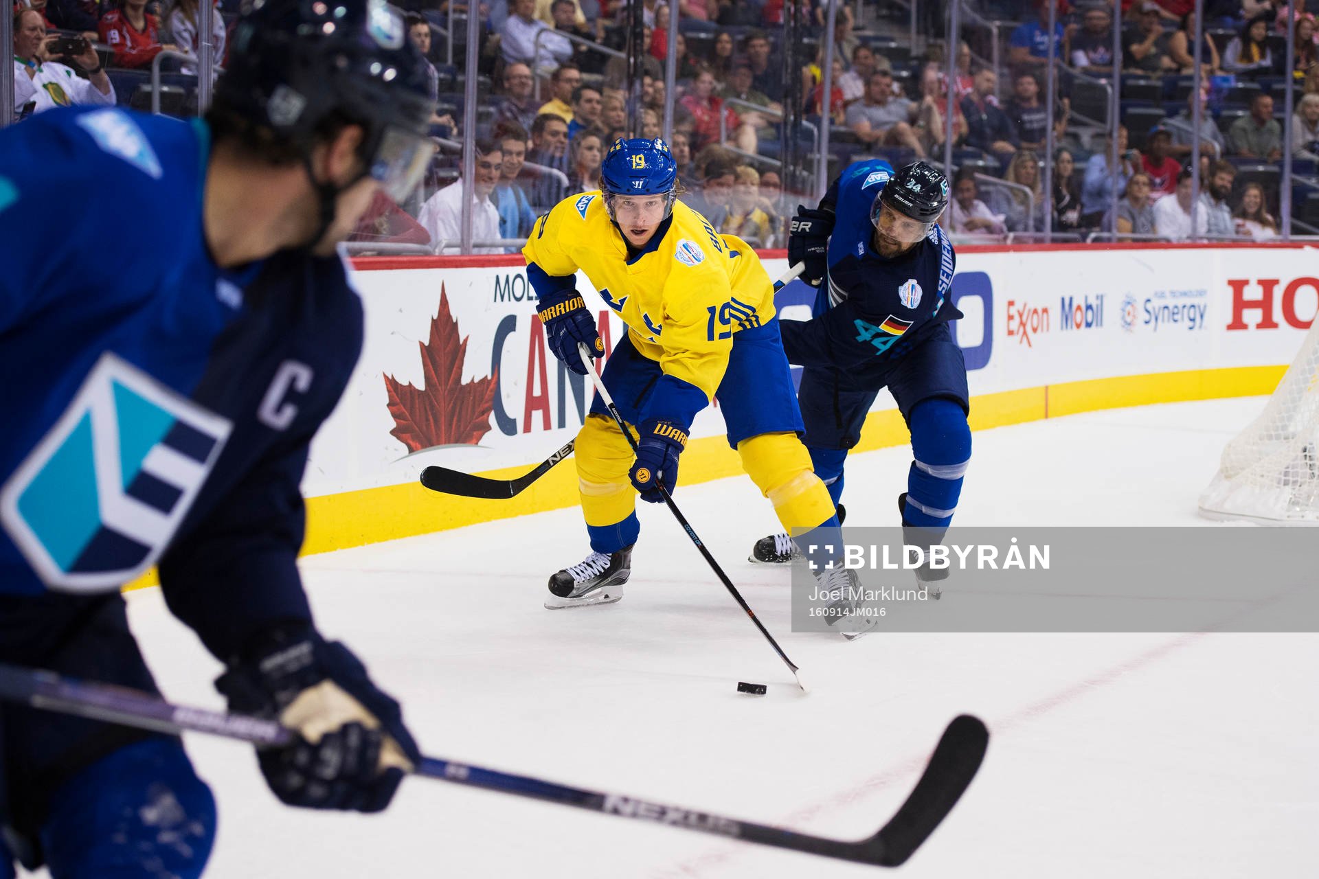 Sveriges Nicklas Bäckström och Europas Dennis Seidenberg