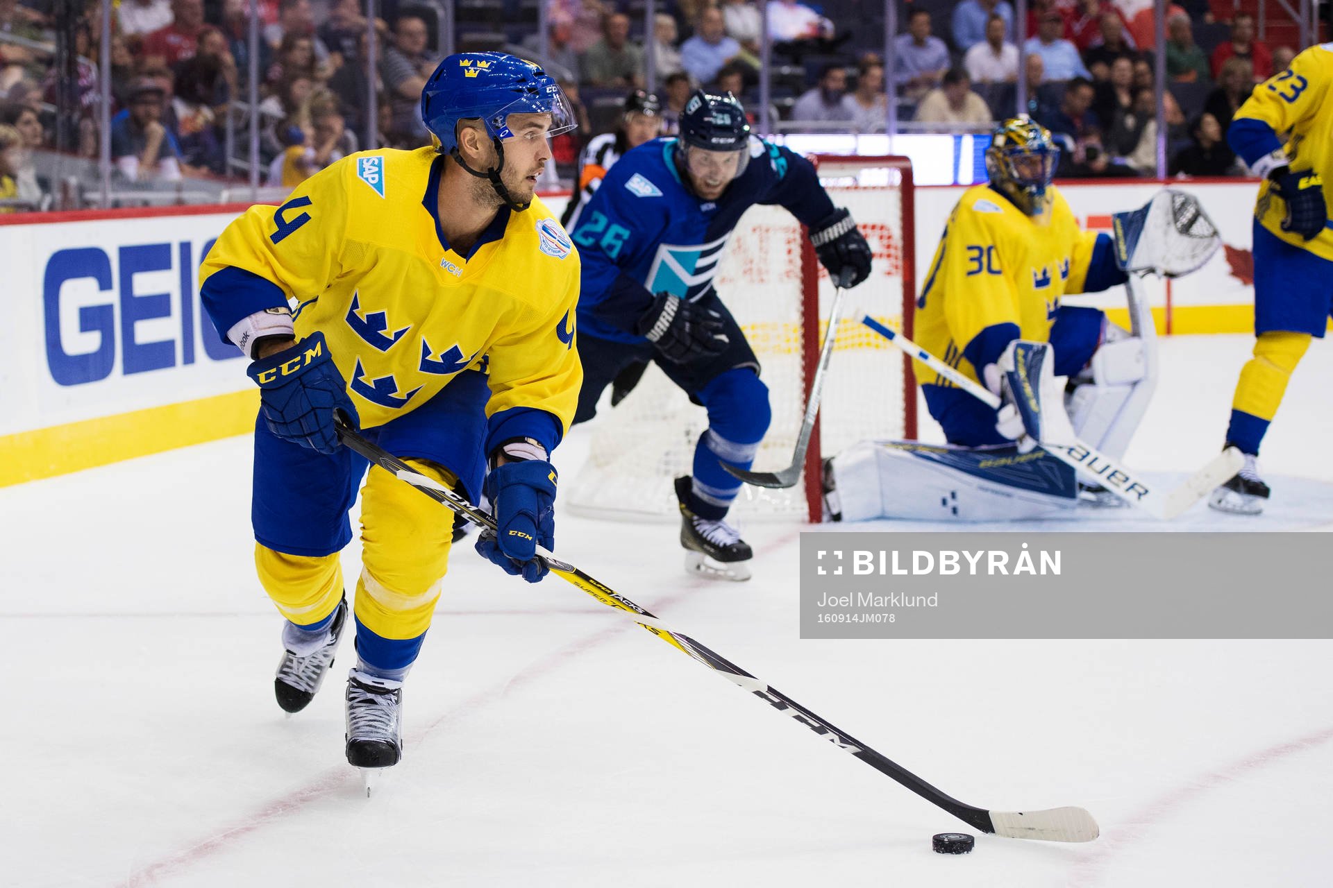 Sveriges Niklas Hjalmarsson