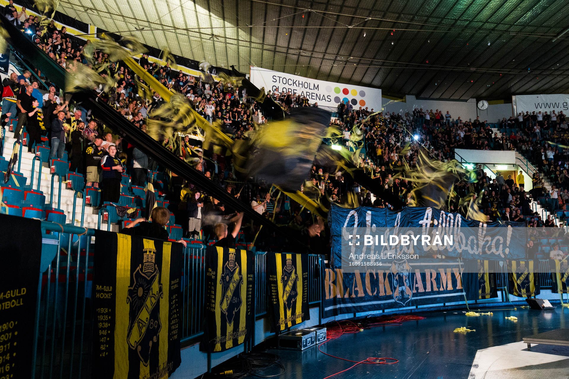 under ishockeymatchen i Hockeyallsvenskan mellan AIK och