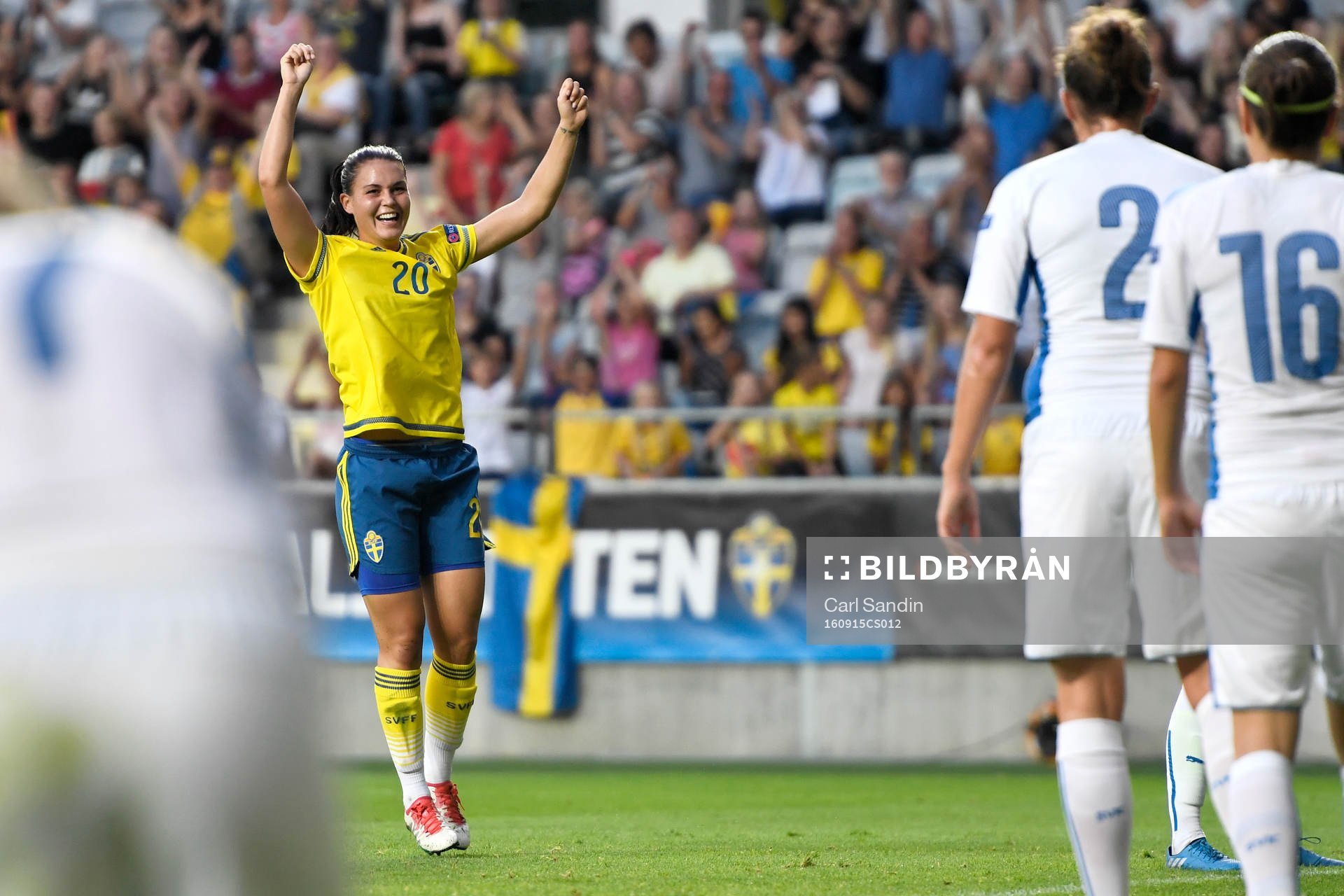 Sveriges Emilia Appelqvist jublar