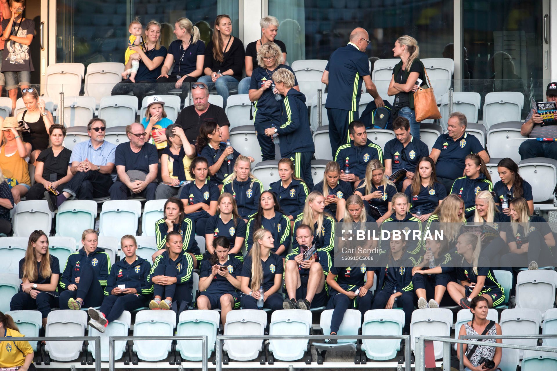 Sveriges U20-landslag på läktaren