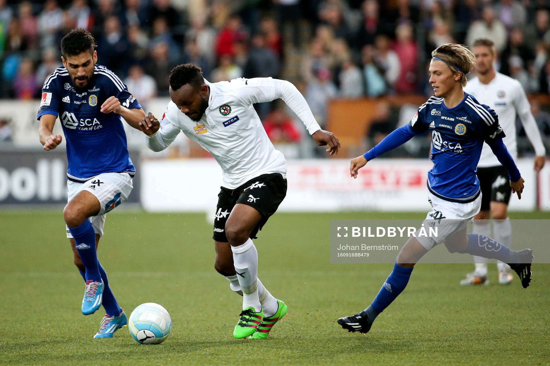 Örebros Michael Junior Omah