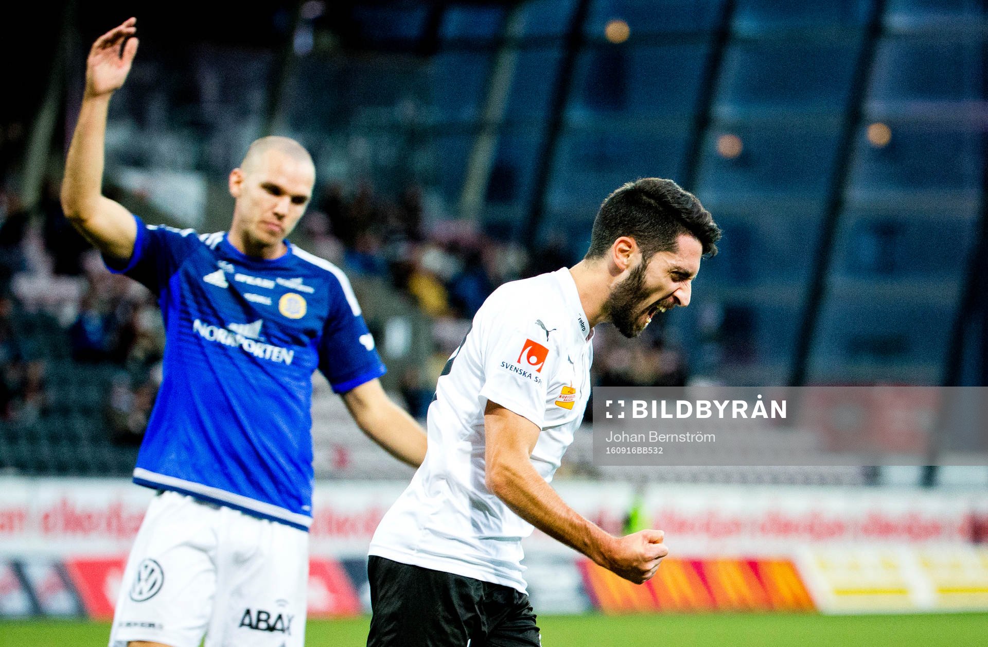 Örebros Nahir Besara gör 2-1 och jublar