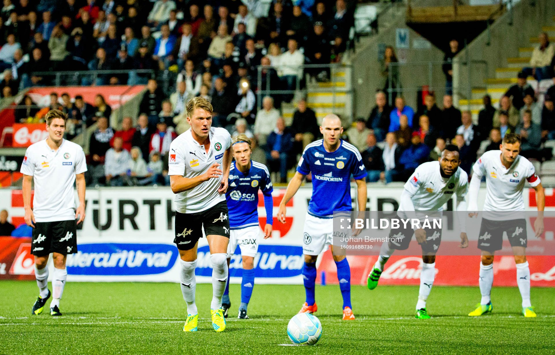 Örebros Martin Broberg gör 3-1 på straff