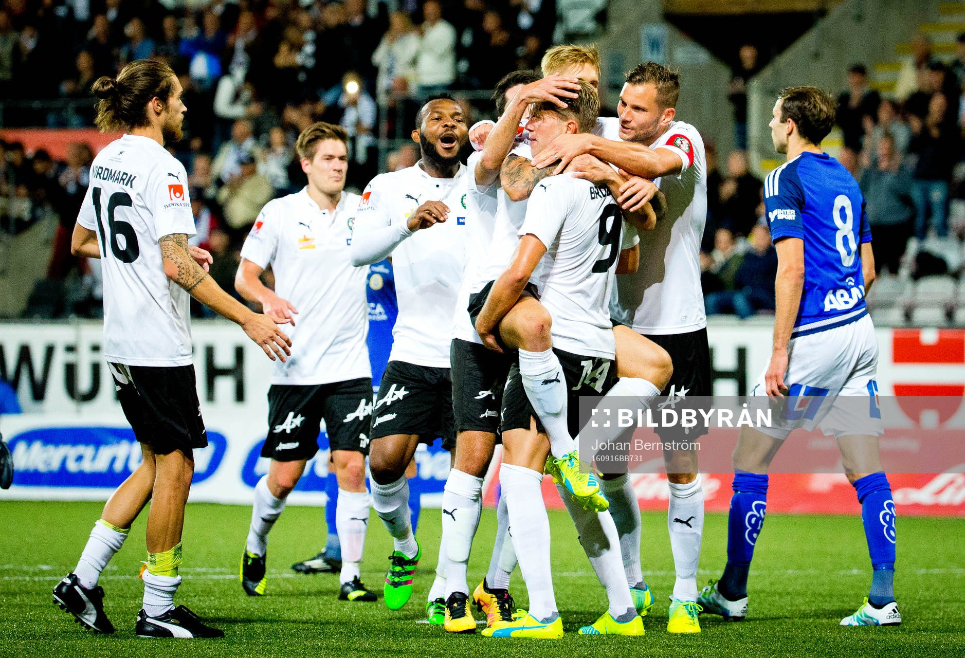 Örebros Martin Broberg gör 3-1 på straff
