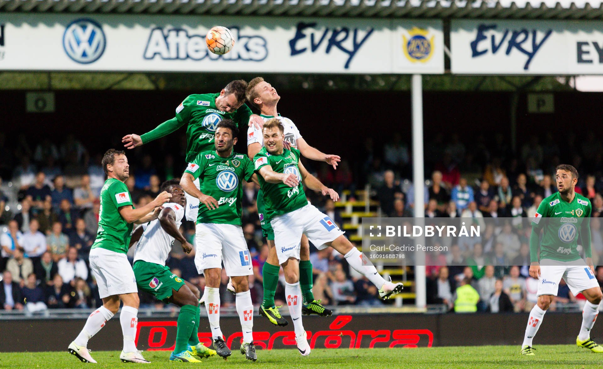 Jönköpings Darly Smylie i nickduell mot Hammarbys Arnór