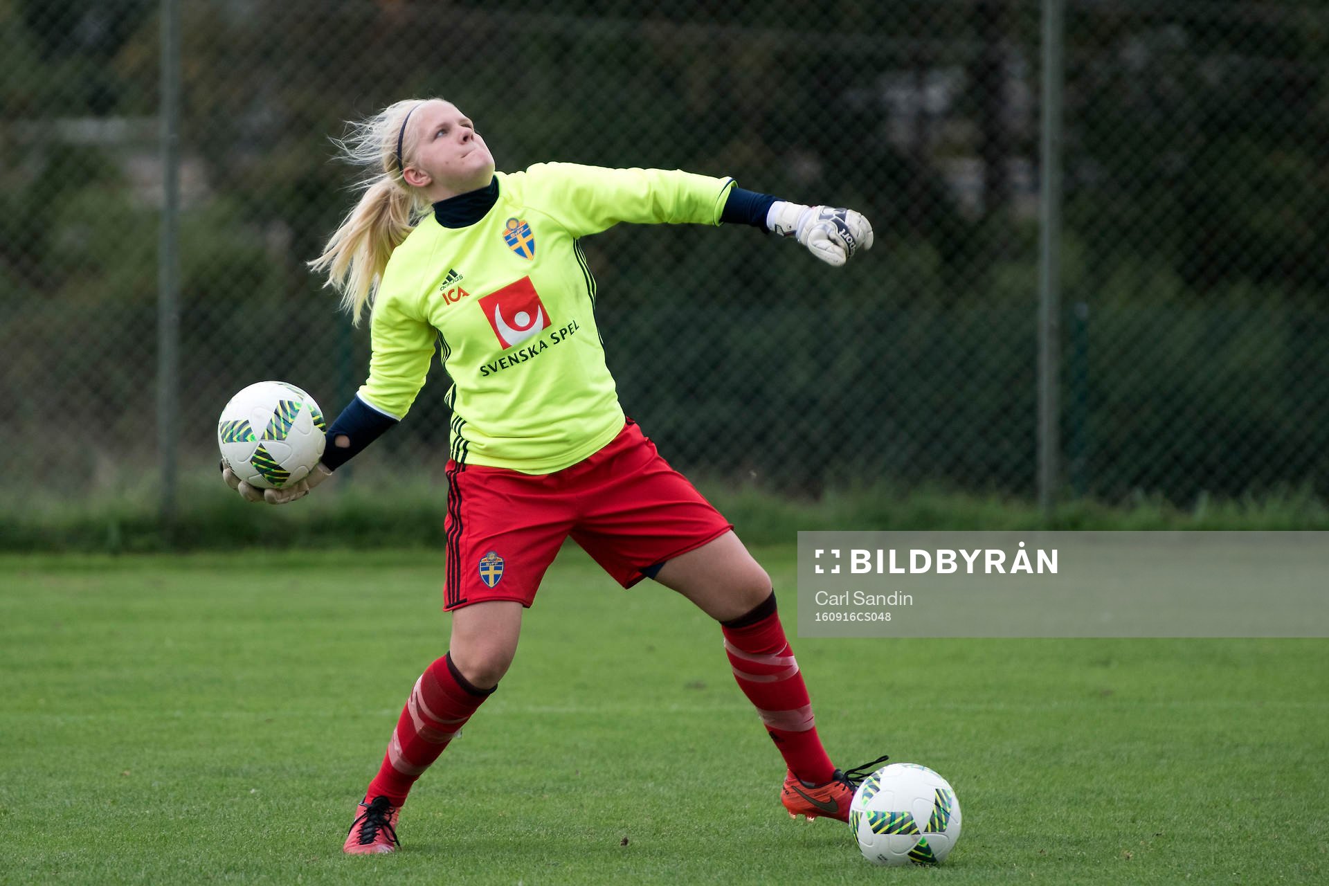 Sveriges målvakt Emma Holmgren
