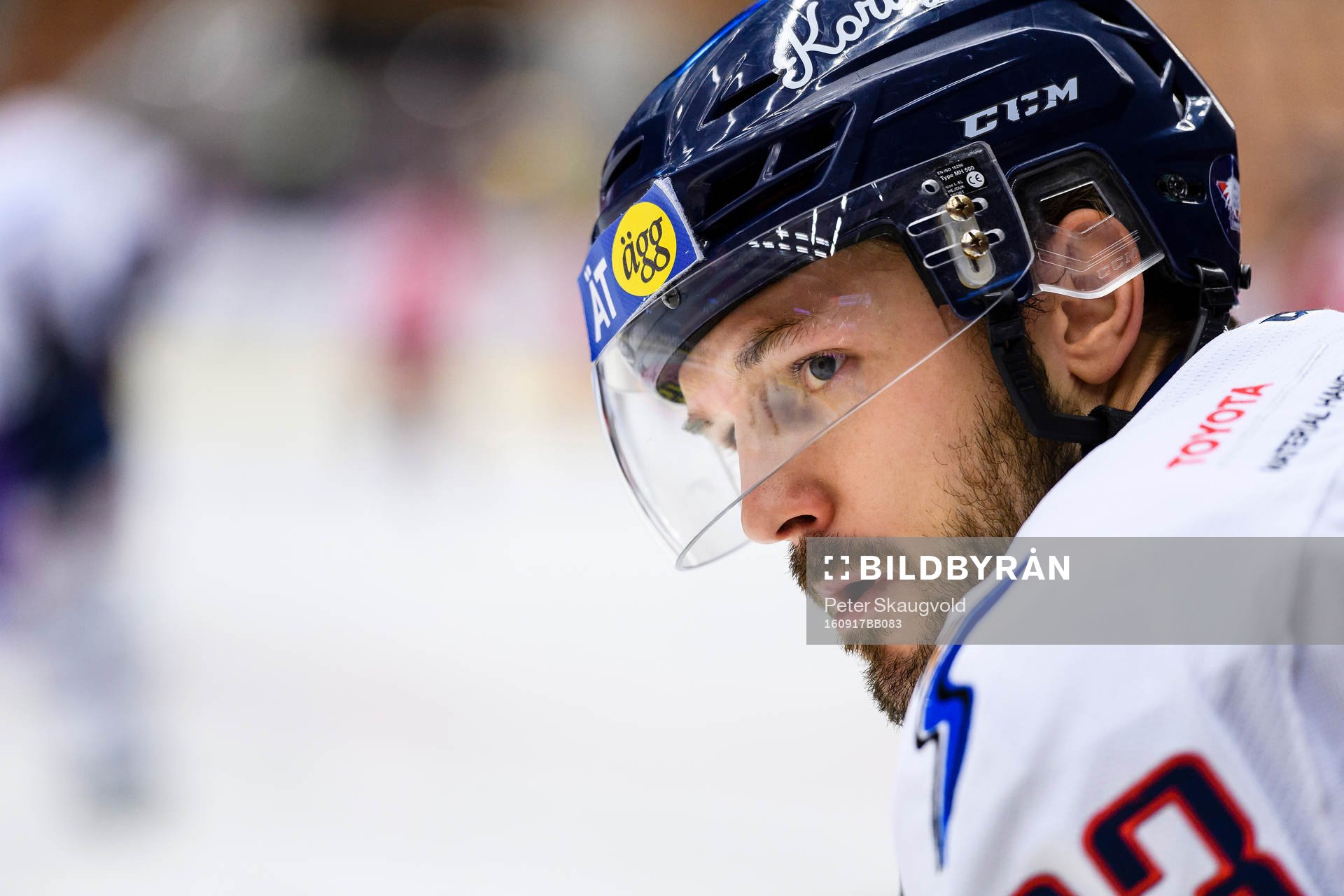 Linköpings Niklas Persson på uppvärmningen