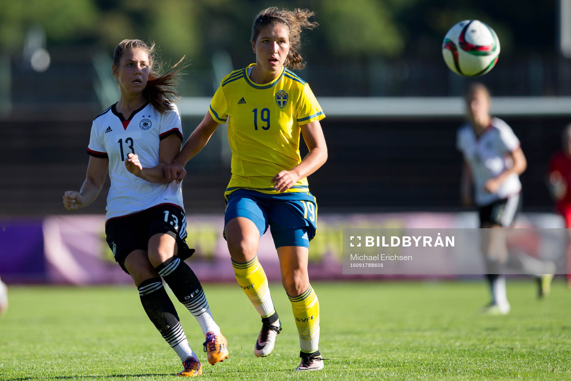 Tysklands Isabella Hartig och Sveriges Loreta Kullashi