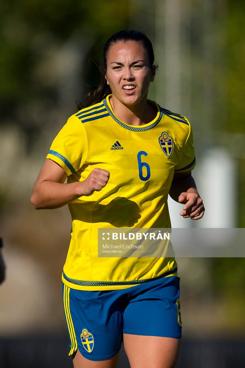  Sveriges Michelle De Jongh under U20 landskampen i fotboll mellan Sverige och Tyskland den 17 september 2016 i Uddevalla.