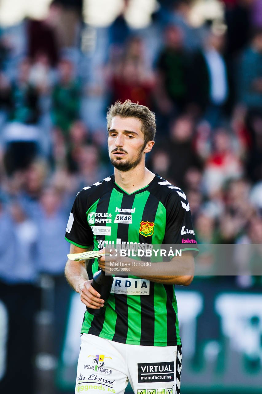 GAIS Dardan Rexhepi efter slutsignal i fotbollsmatchen i Superettan mellan Gais och AFC United den 17 September 2016 i Göteborg.