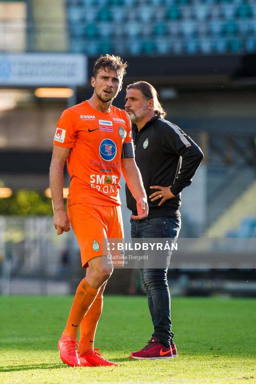 Athletics Filip Rogic reagerar efter slutsignal i fotbollsmatchen i Superettan mellan Gais och AFC United den 17 September 2016 i Göteborg.