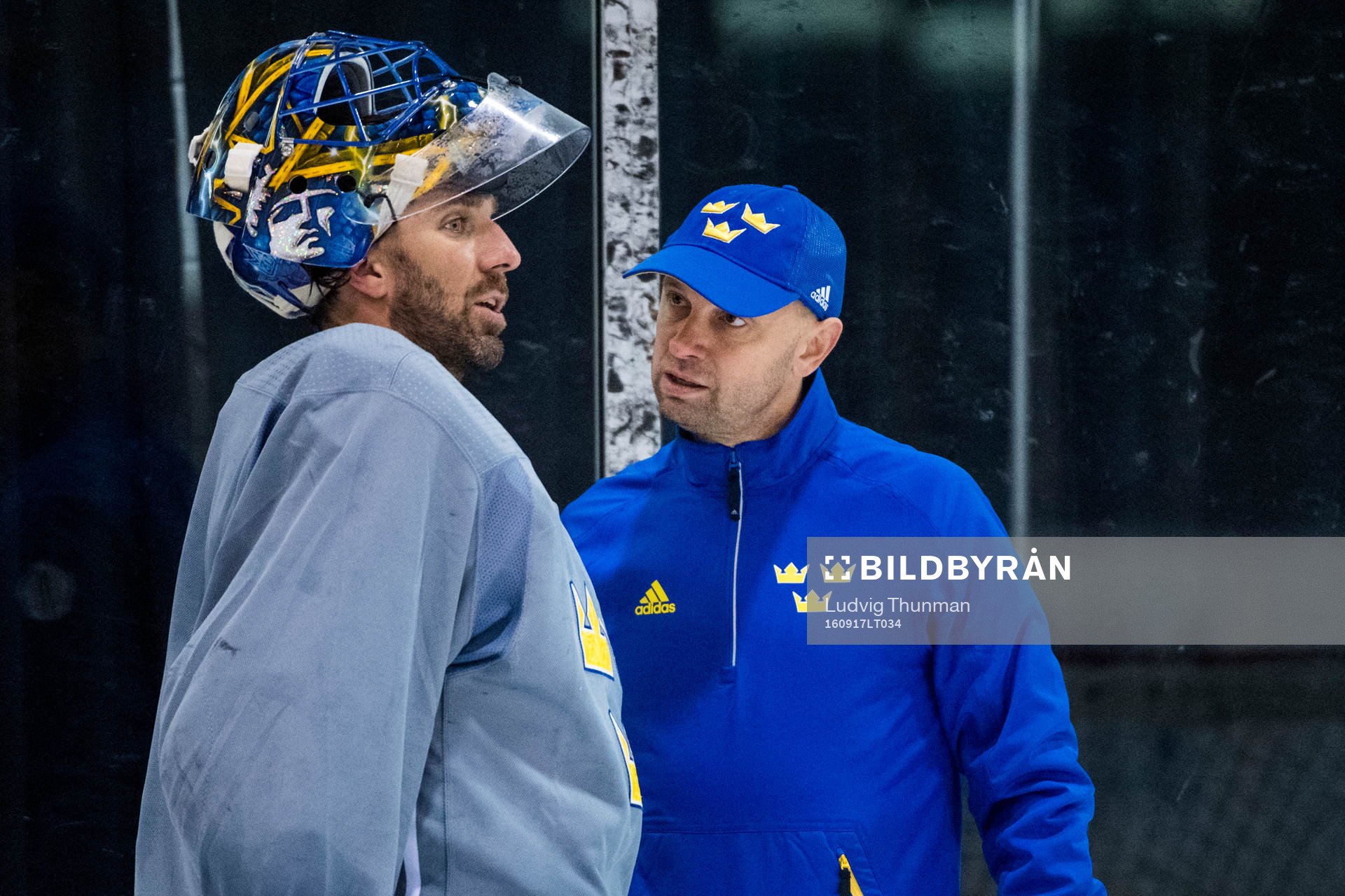 Sveriges målvakt Henrik Lundqvist och målvaktstränare