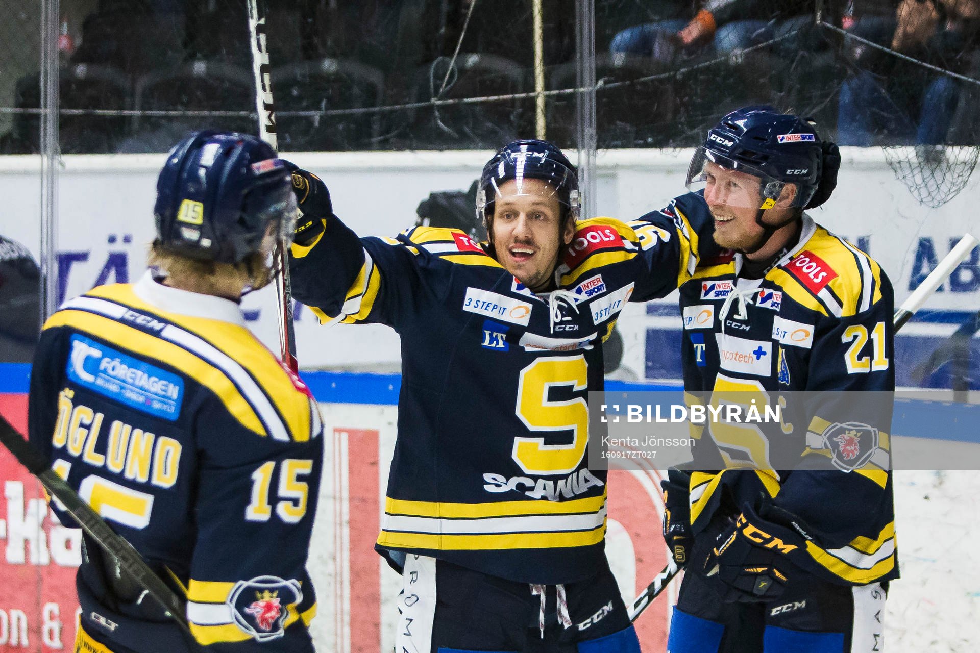 Södertäljes Johan Skinnars , Jonas Westerling och och