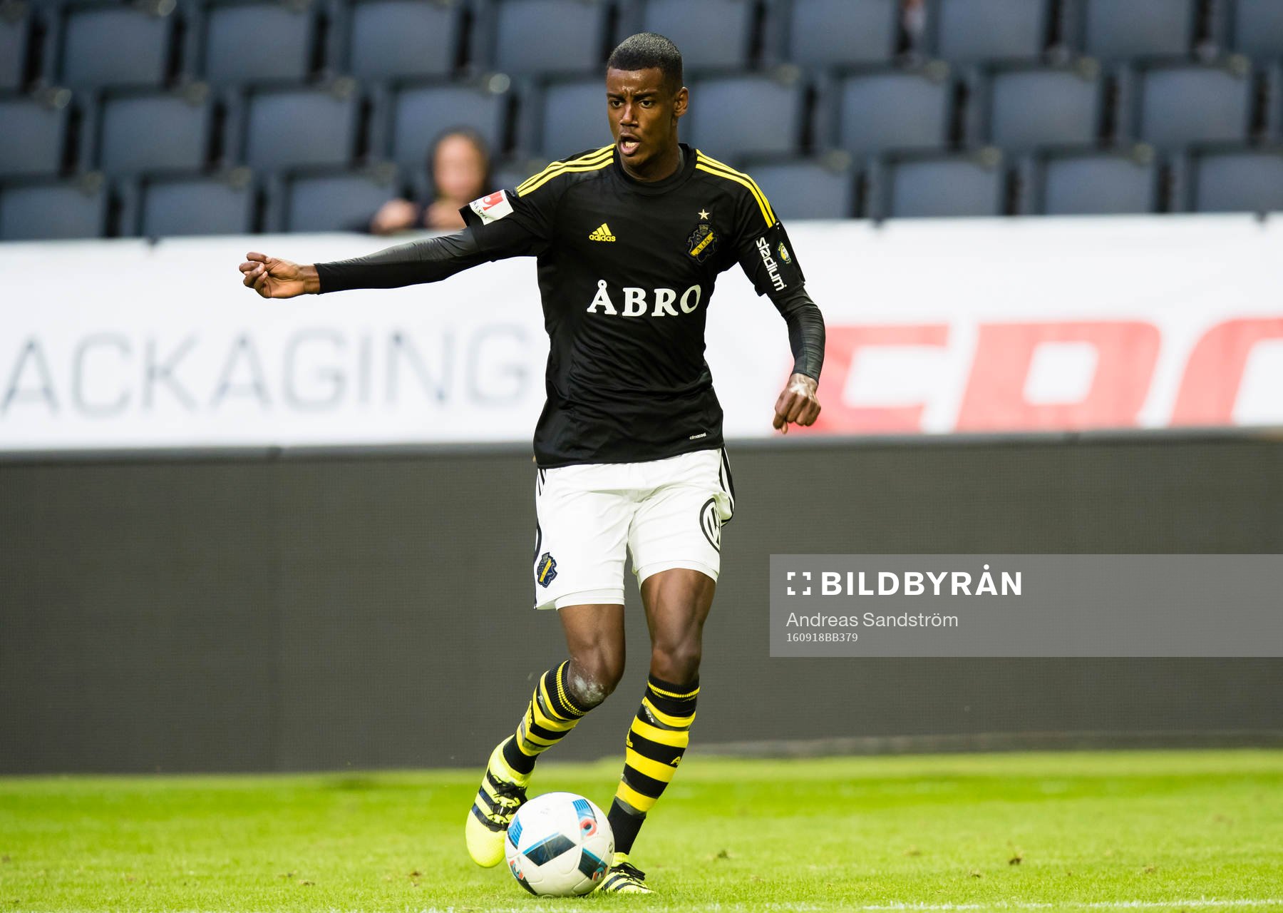 s Alexander Isak