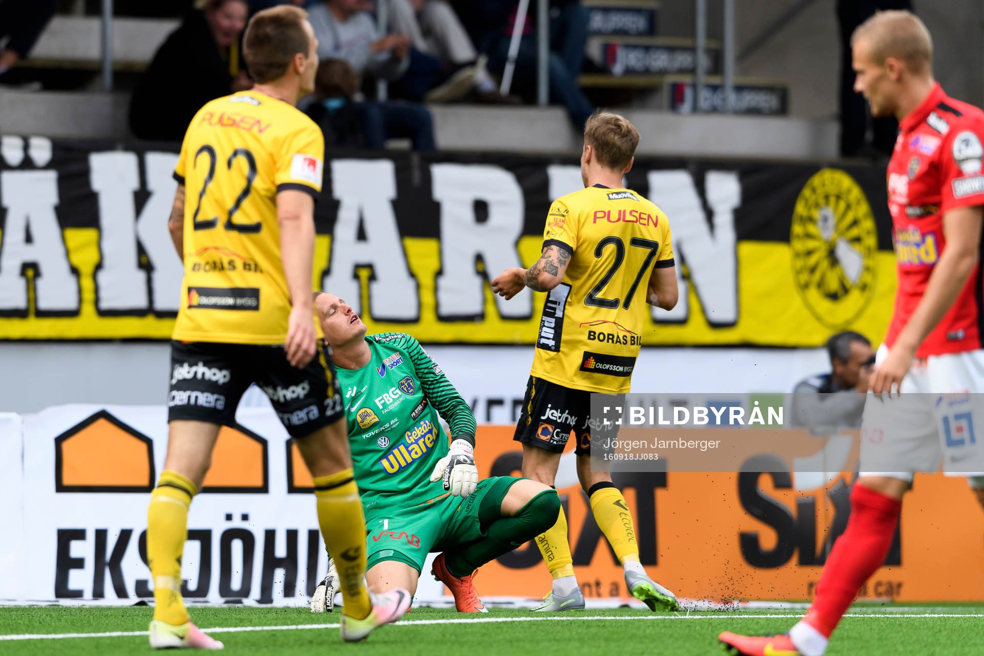 Falkenbergs målvakt Otto Martler deppar