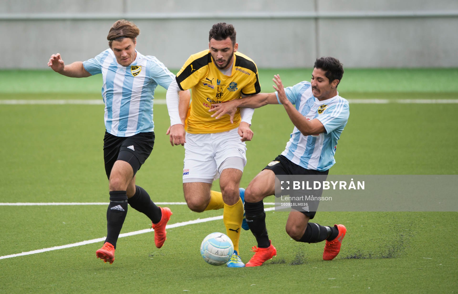 IFK Hässleholms Pontus Björnsson och Diego Delgado i