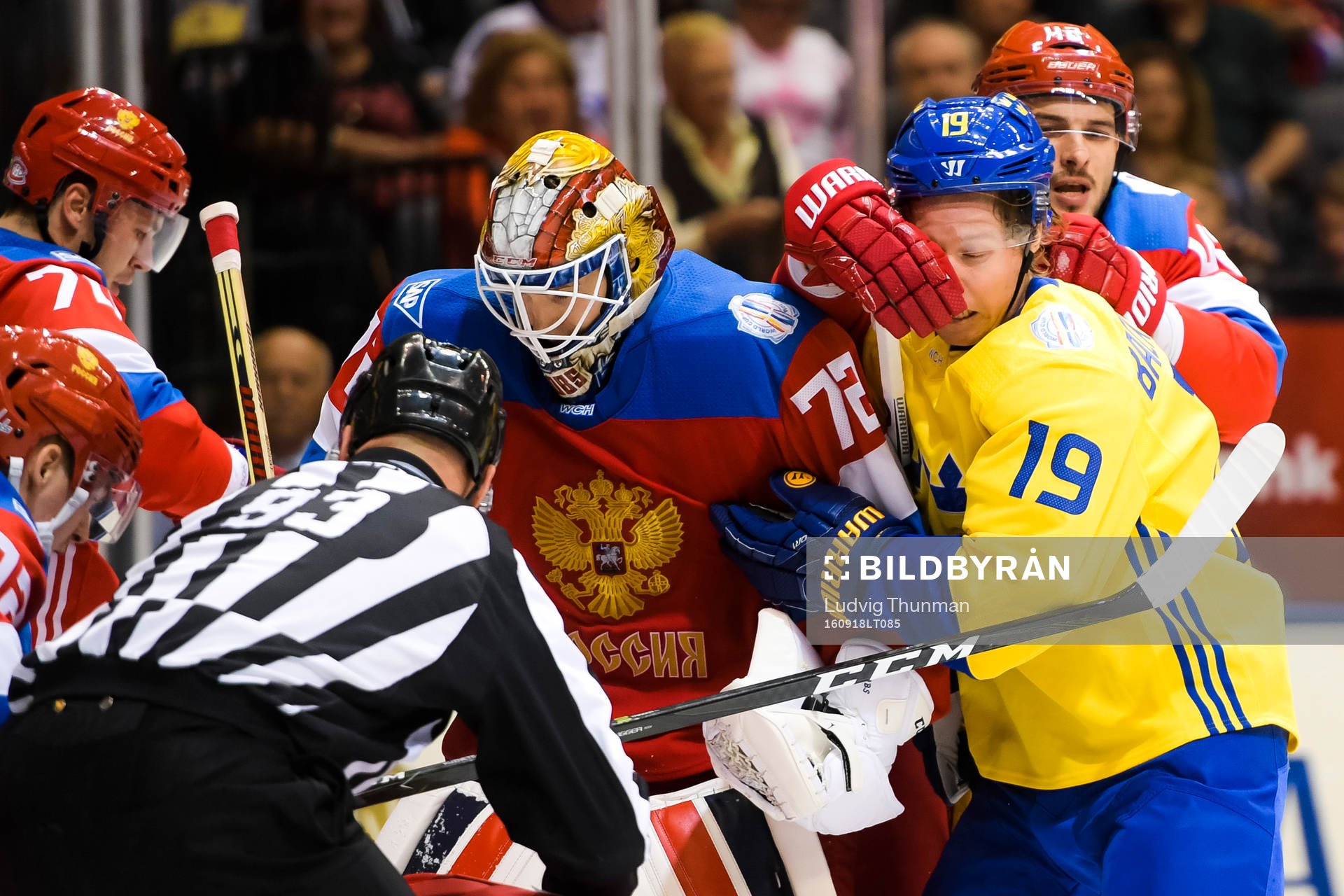 Rysslands målvakt Sergei Bobrovsky och Artem Anisimov i