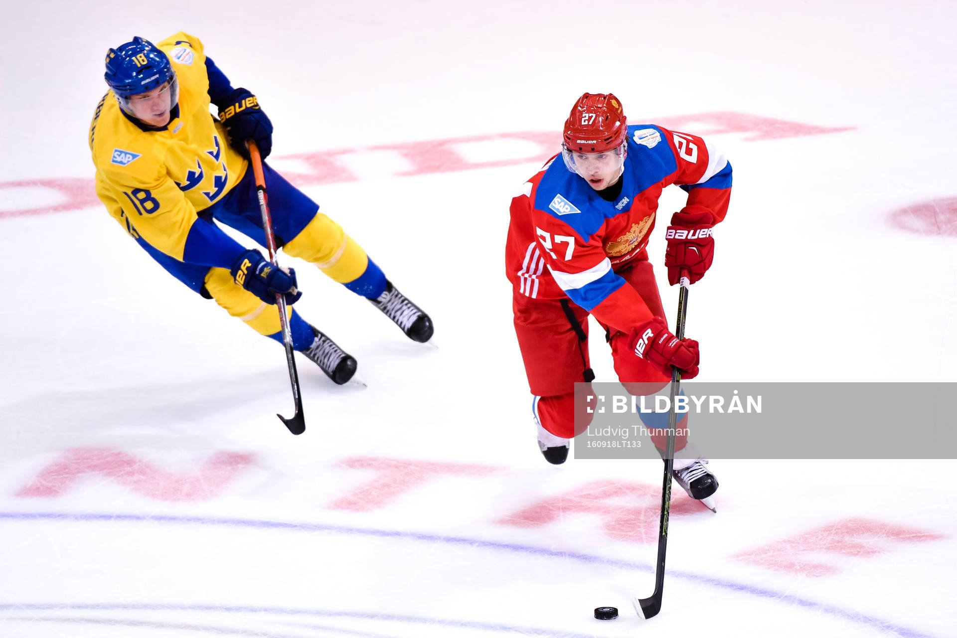 Sveriges Jakob Silfverberg och Rysslands Artemi Panarin