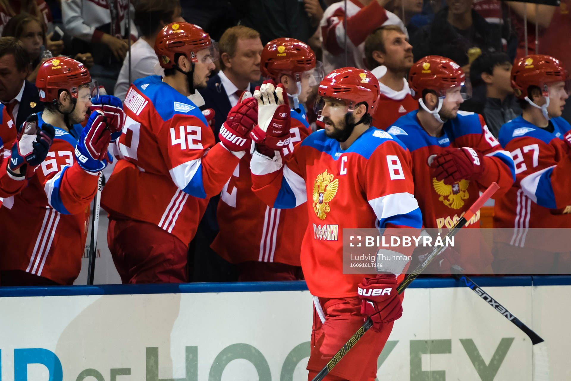 Rysslands Alex Ovechkin jublar