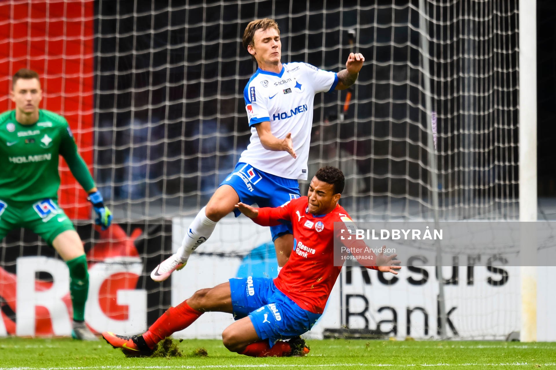 Helsingborgs Tyrell Rusike och Norrköpings Linus Wahlqvist