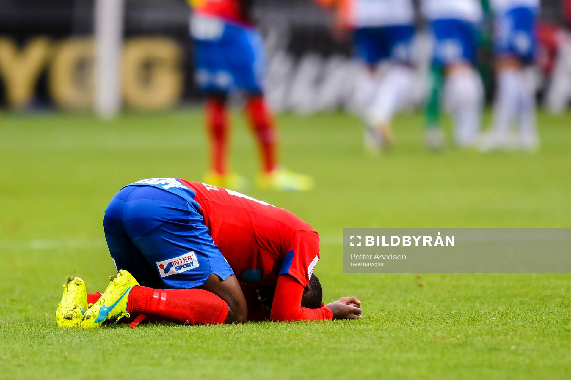 Helsingborgs Lalawélé Atakora deppar