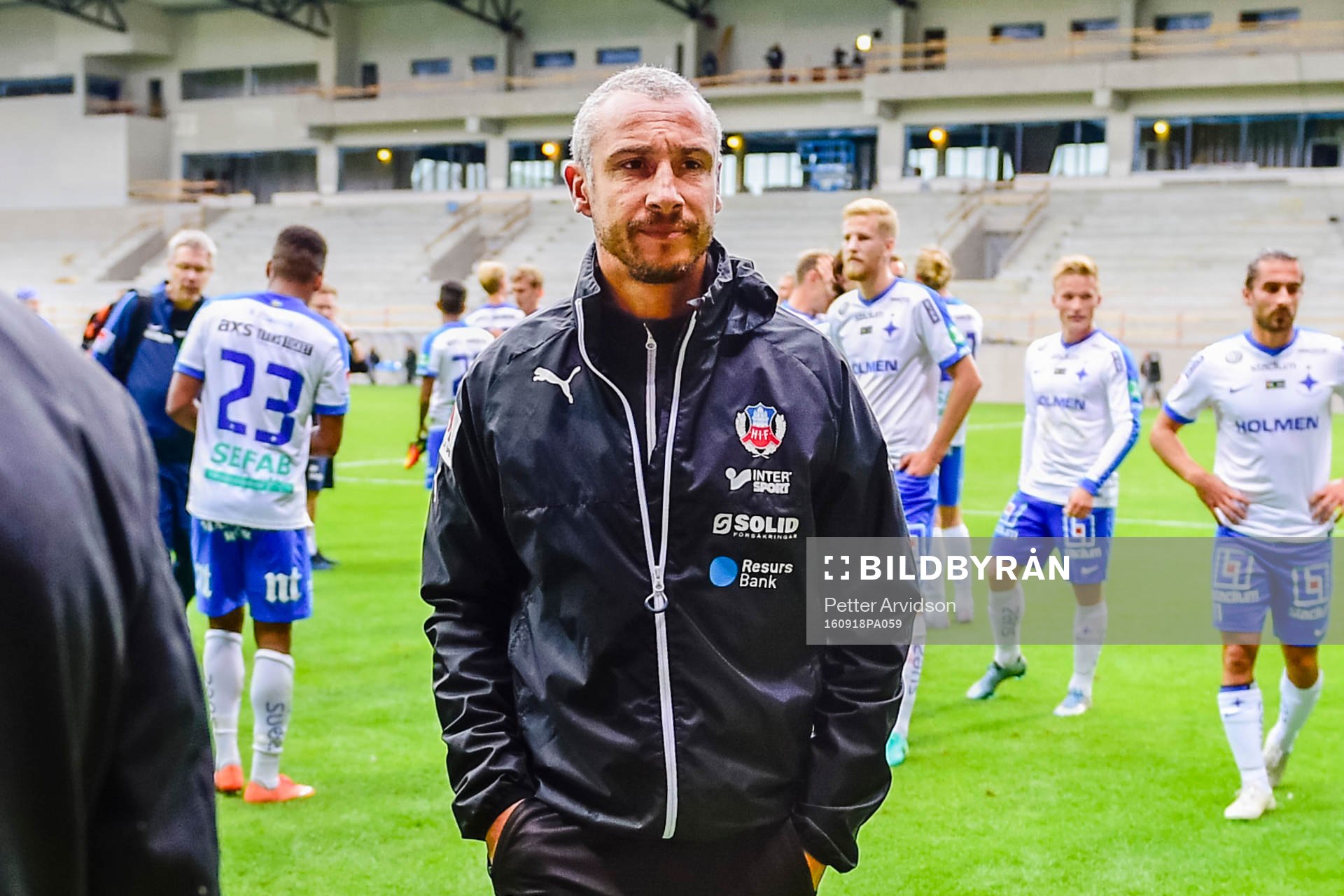 Helsingborgs manager Henrik Larsson deppar
