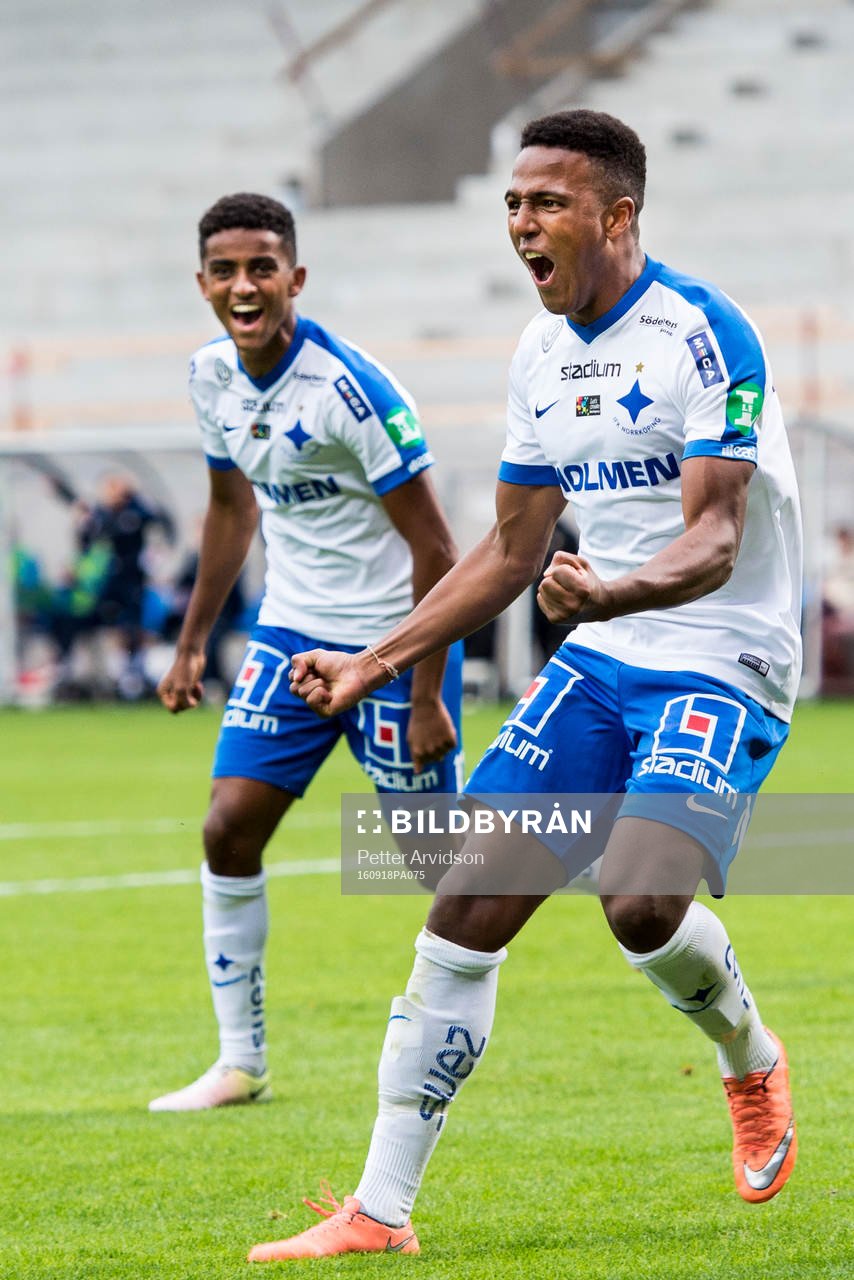 Norrköpings Niclas Eliasson jublar