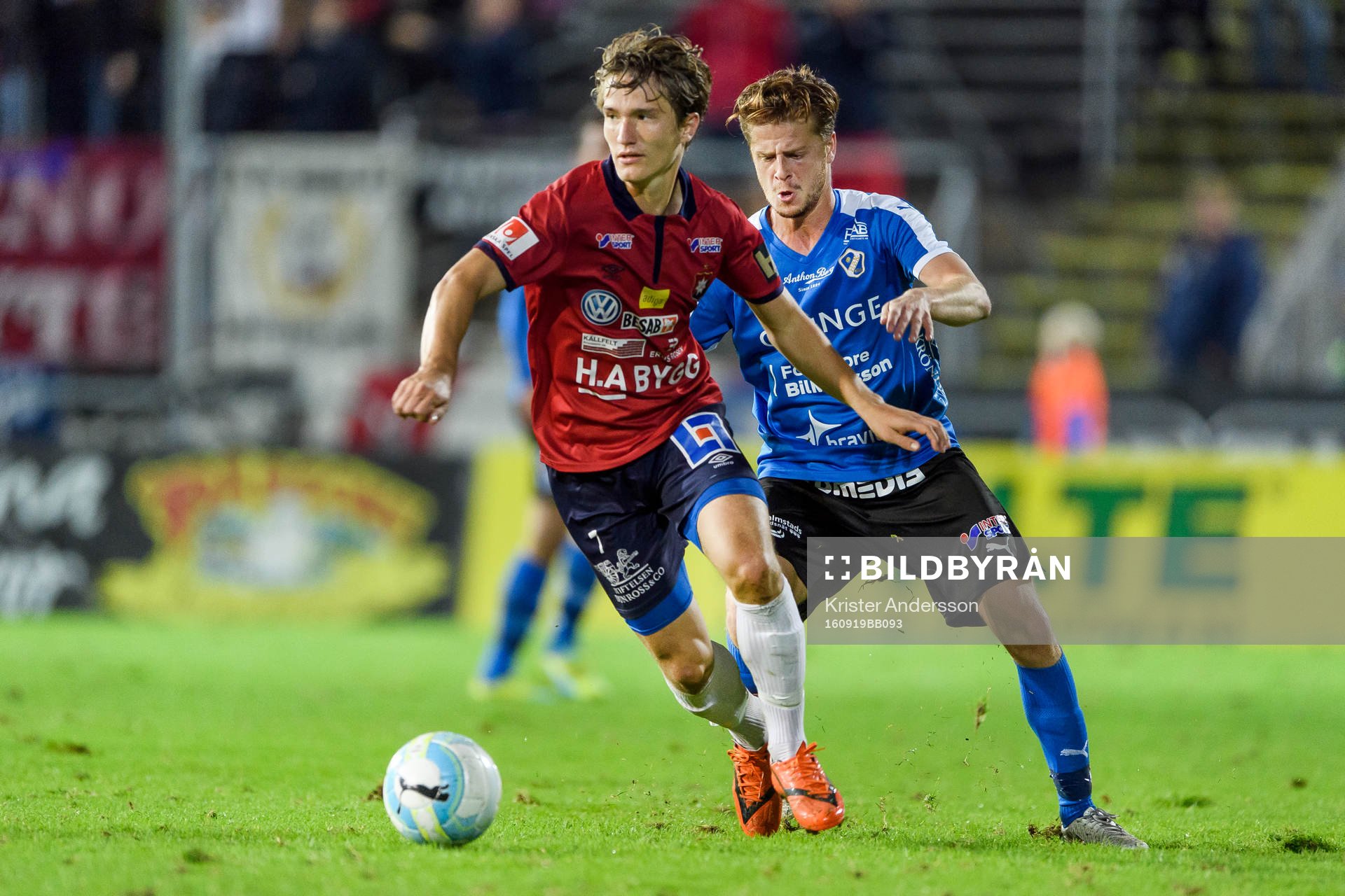 Örgrytes Jakob Lindström och Halmstads Rebin Asaad