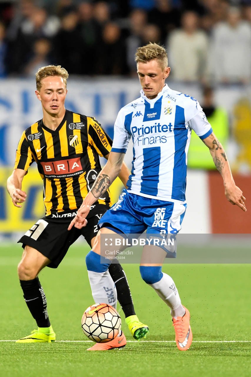 Häckens Joel Andersson och IFK Göteborgs Sören Rieks