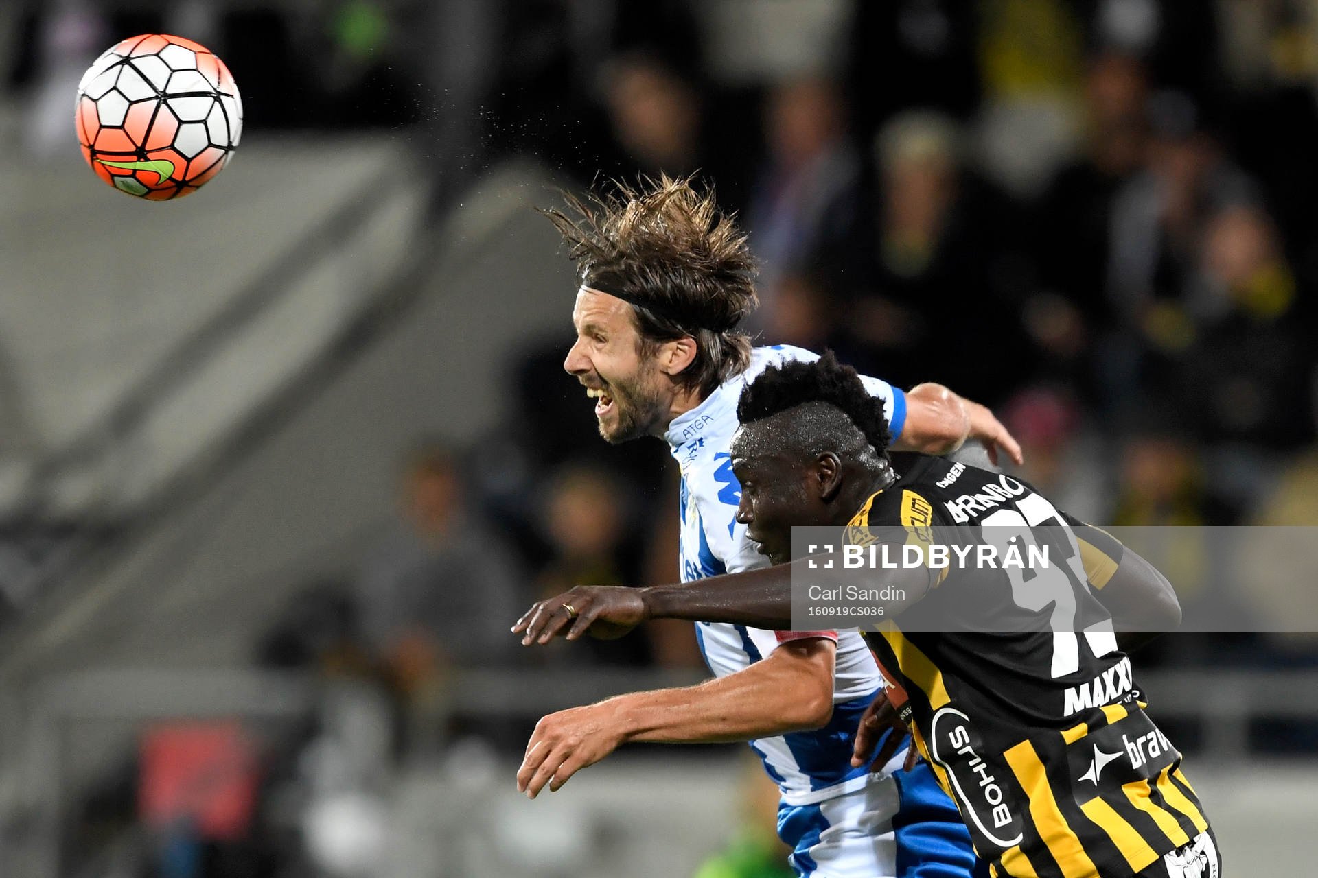 IFK Göteborgs Mattias Bjärsmyr och Häckens Alhassan