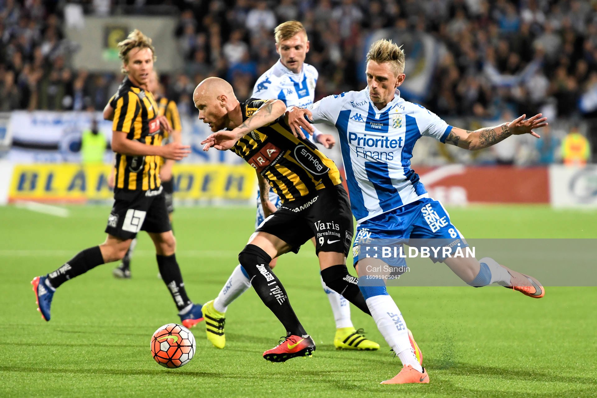 Häckens Alexander Farnerud och IFK Göteborgs Sören Rieks
