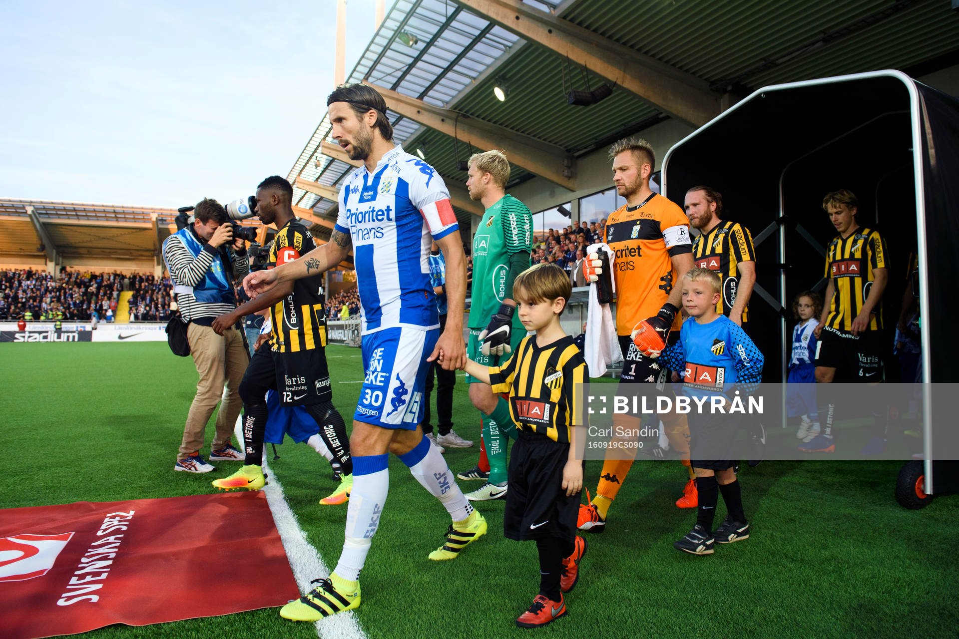 IFK Göteborgs Mattias Bjärsmyr och målvakt John Alvbåge