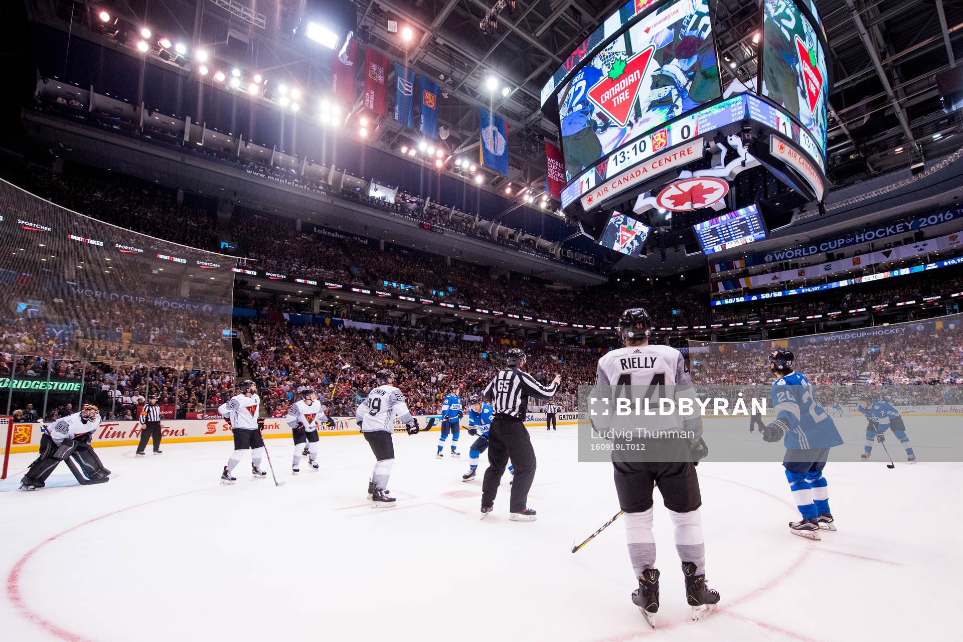 Spel pågår i Air Canada Center
