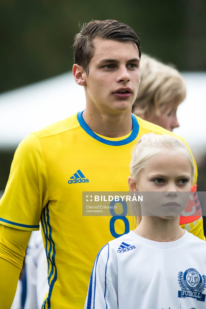 Sveriges Kevin Ackermann i fotbollsmatchen mellan Sverige