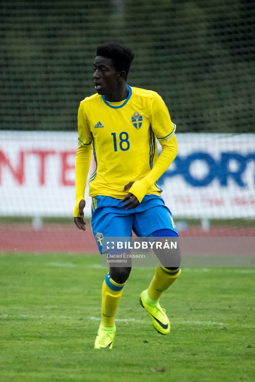 Sveriges Jack Lahne  i fotbollsmatchen mellan Sverige och Norge P15 den 20 september 2016 i Leksand.