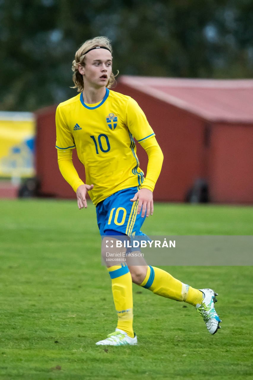 Sveriges Marcus Kanto i fotbollsmatchen mellan Sverige och