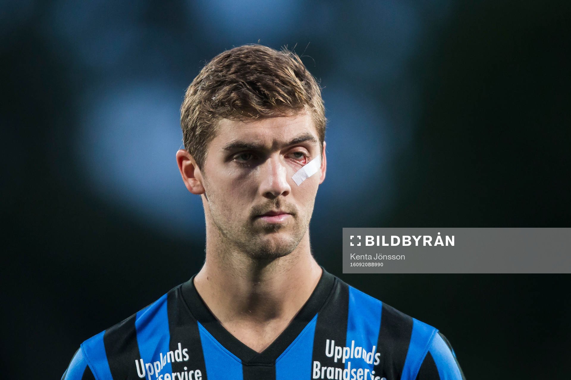 Sirius Patrick Hopkins med ett plåster