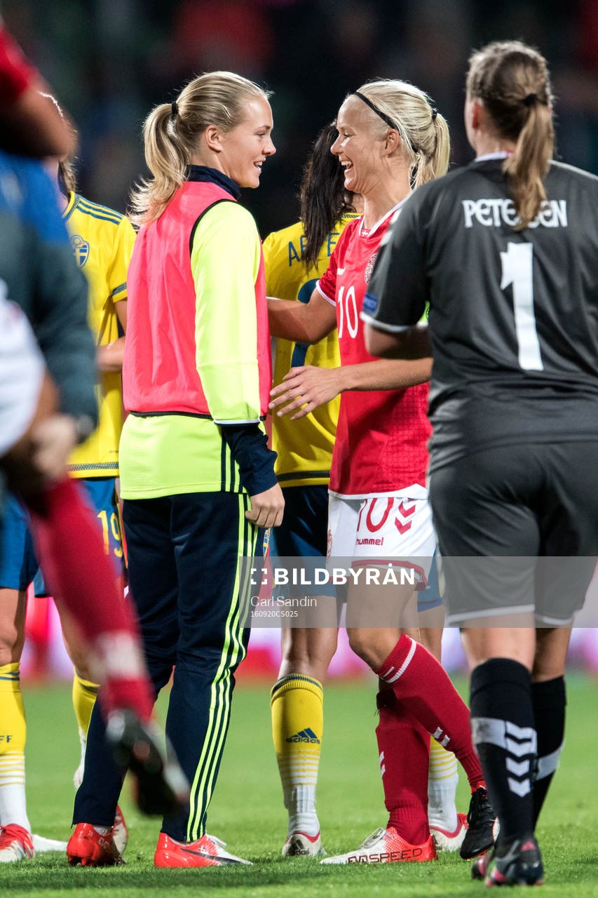 Sveriges Magdalena Eriksson och Danmarks Pernille Harder