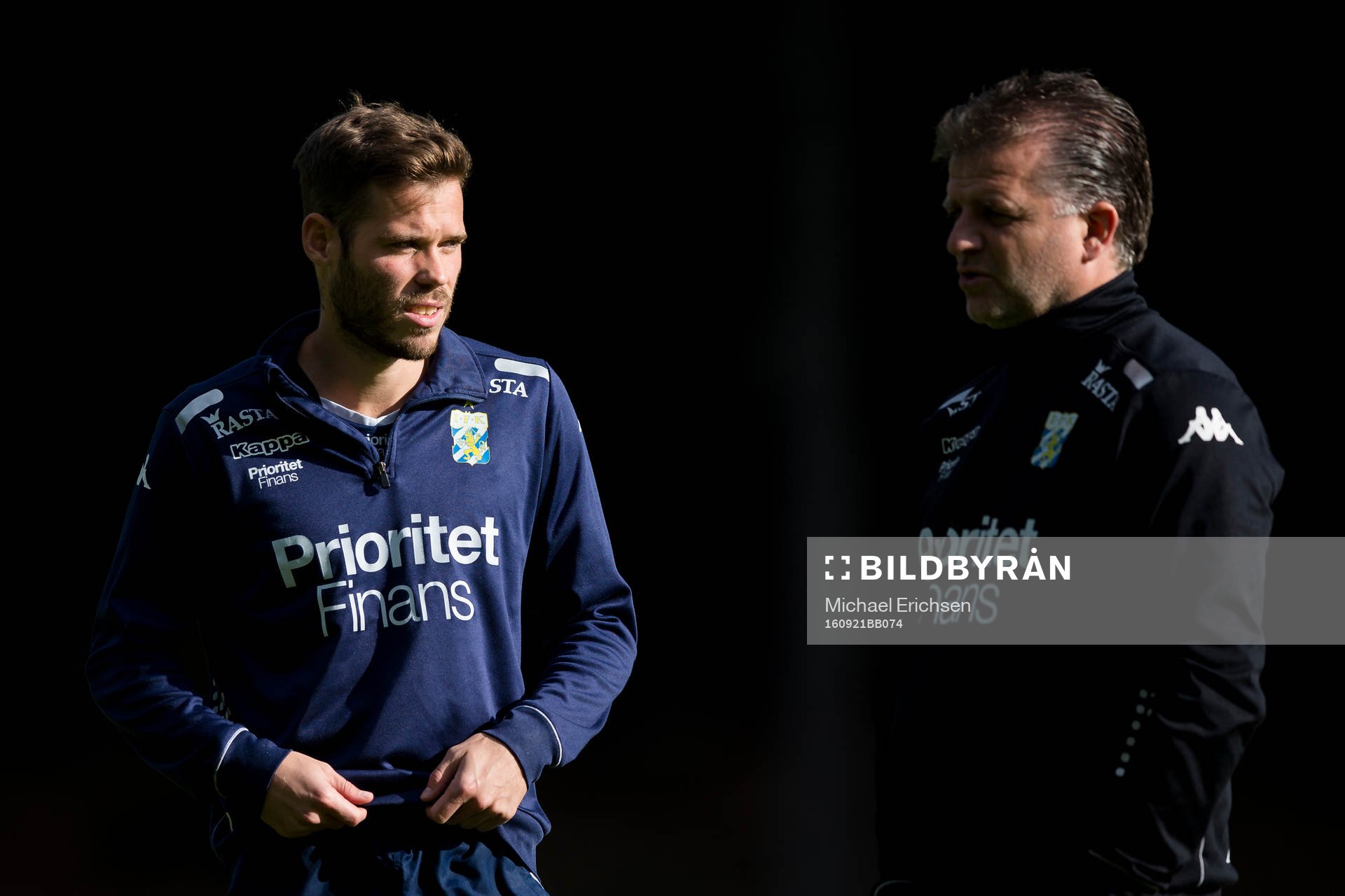 IFK Göteborgs Emil Salomonsson och assisterande tränare