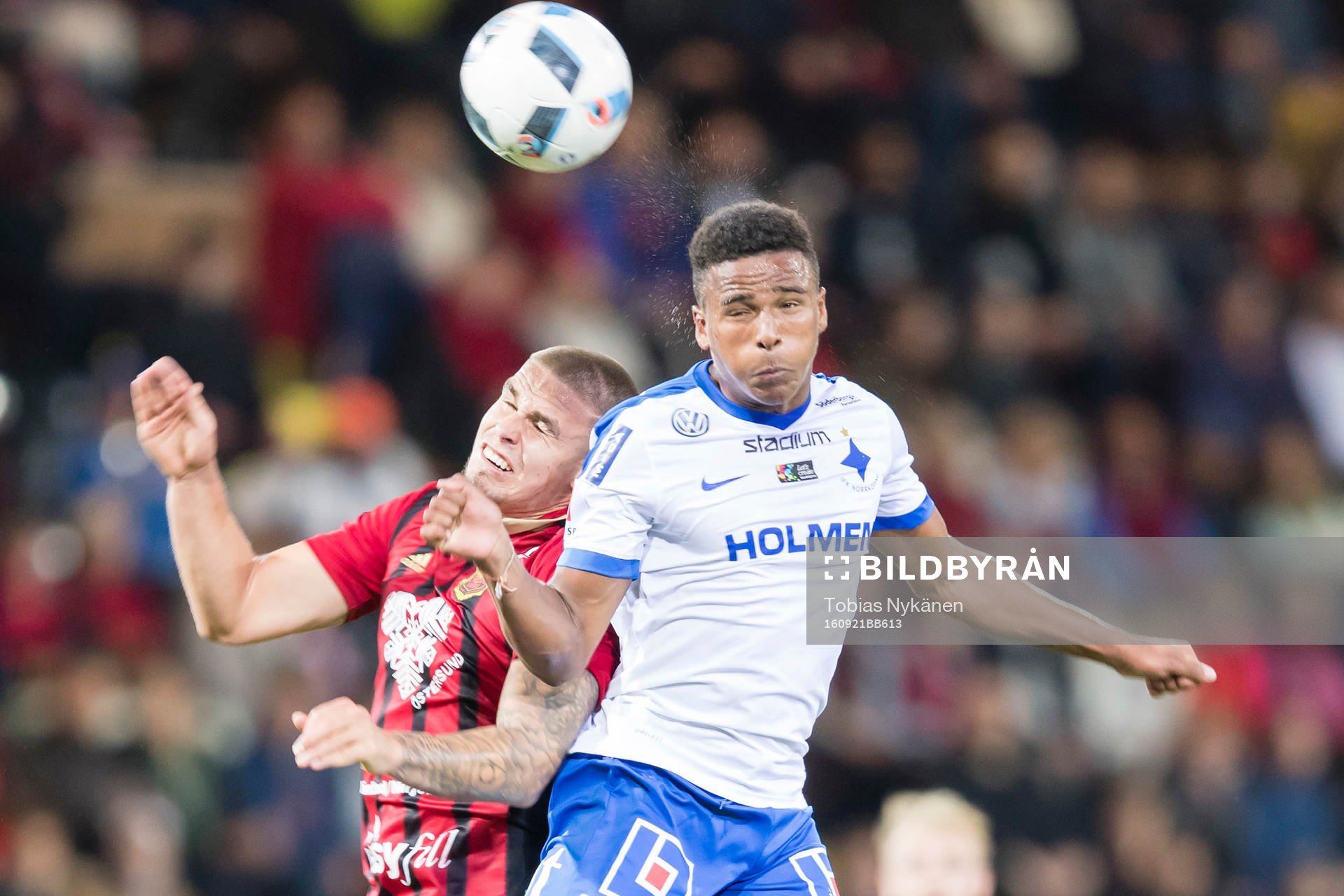 Norrköpings Niclas Eliasson i nickduell med Östersunds