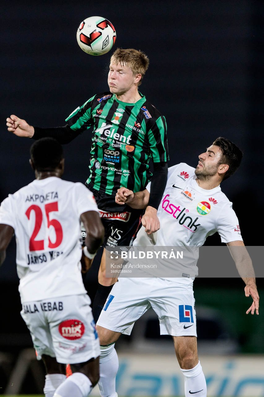 Varbergs Anton Liljenbäck och Dalkurds Mirkan Aydin