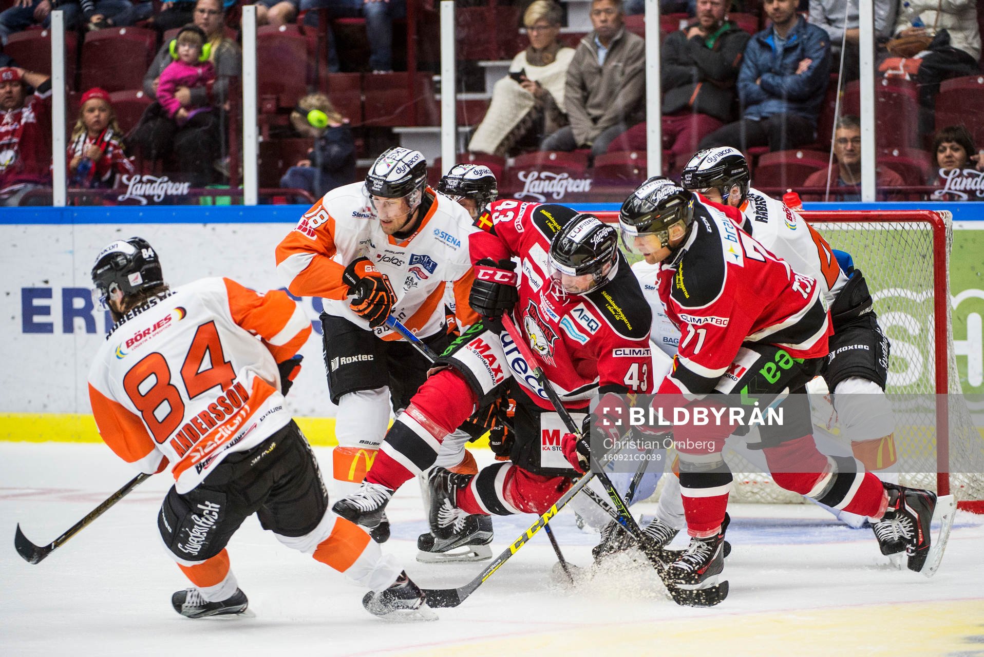 Malmö Redhawks Nichlas Hardt och Mathias Tjärnqvist mot