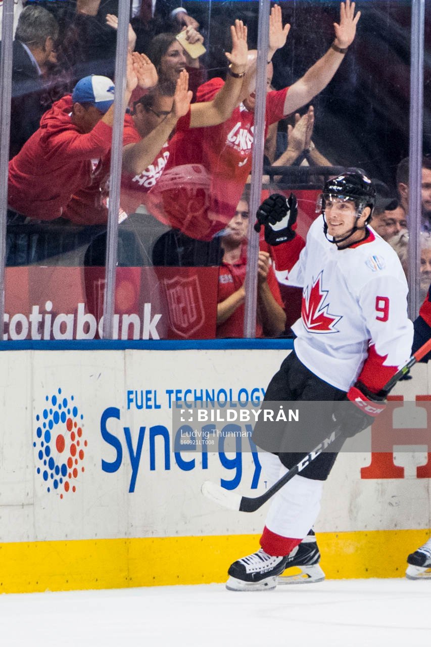Kanadas Matt Duchene jublar