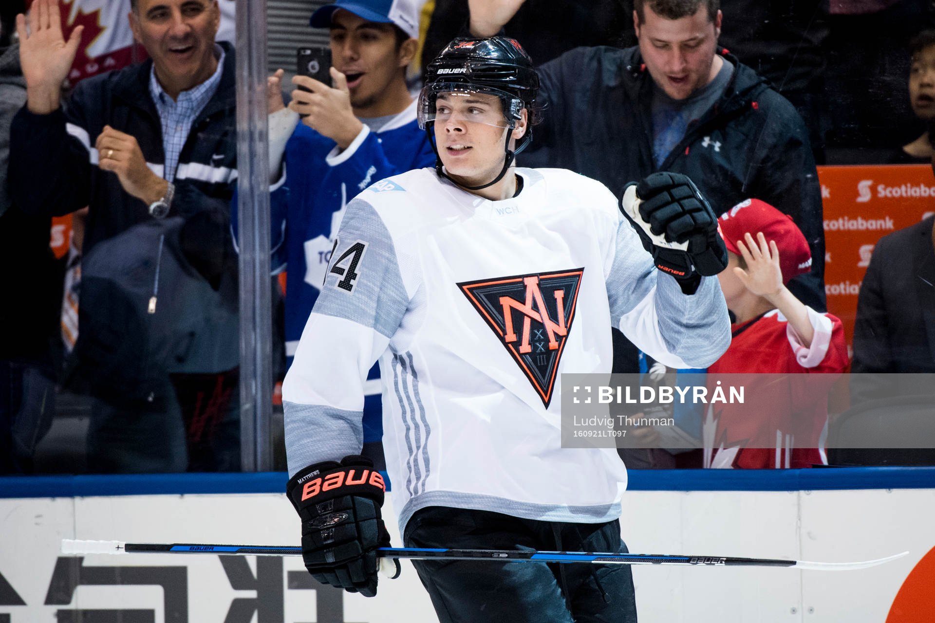 Nordamerikas Auston Matthews jublar