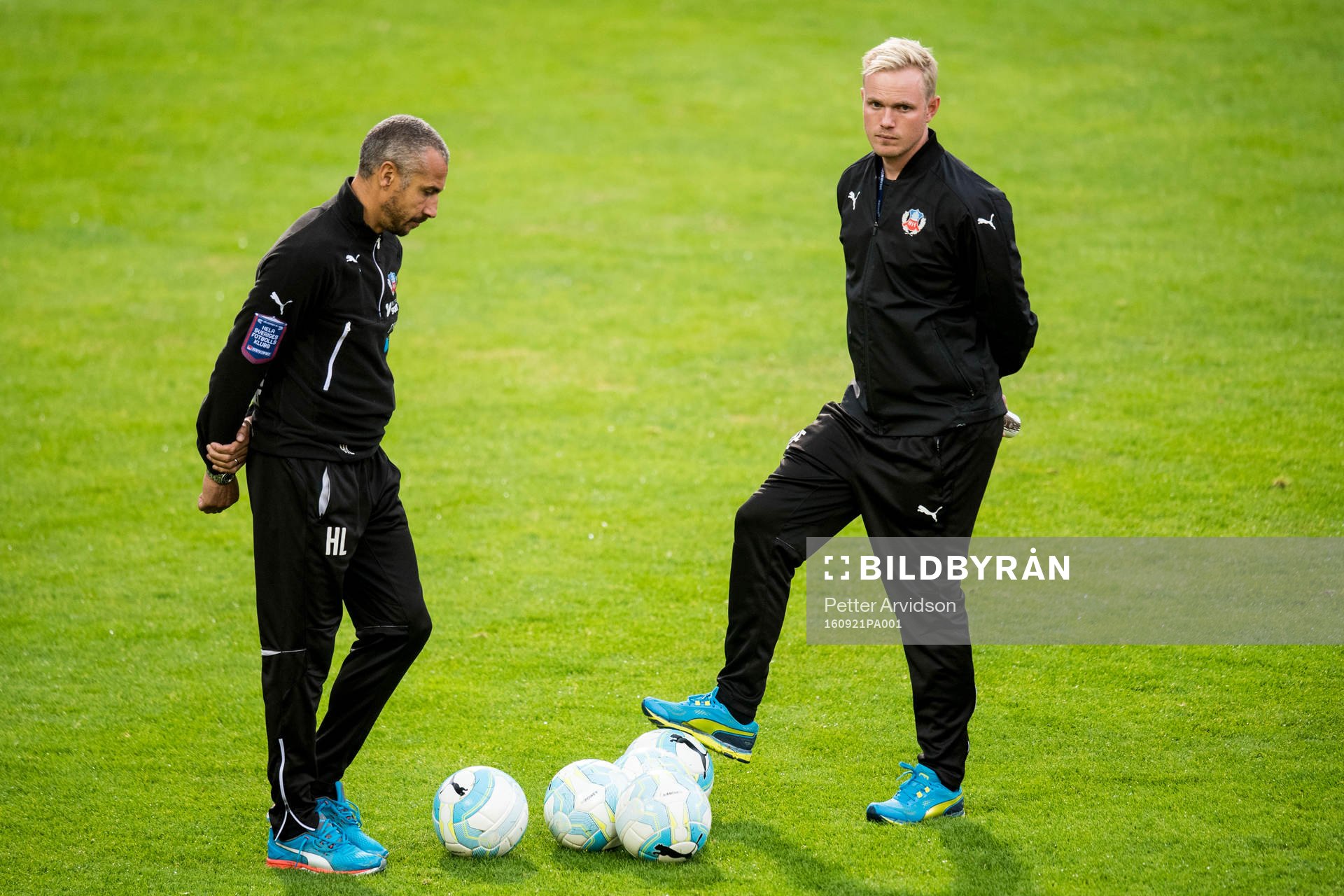 Helsingborgs manager Henrik Larsson och assisterande
