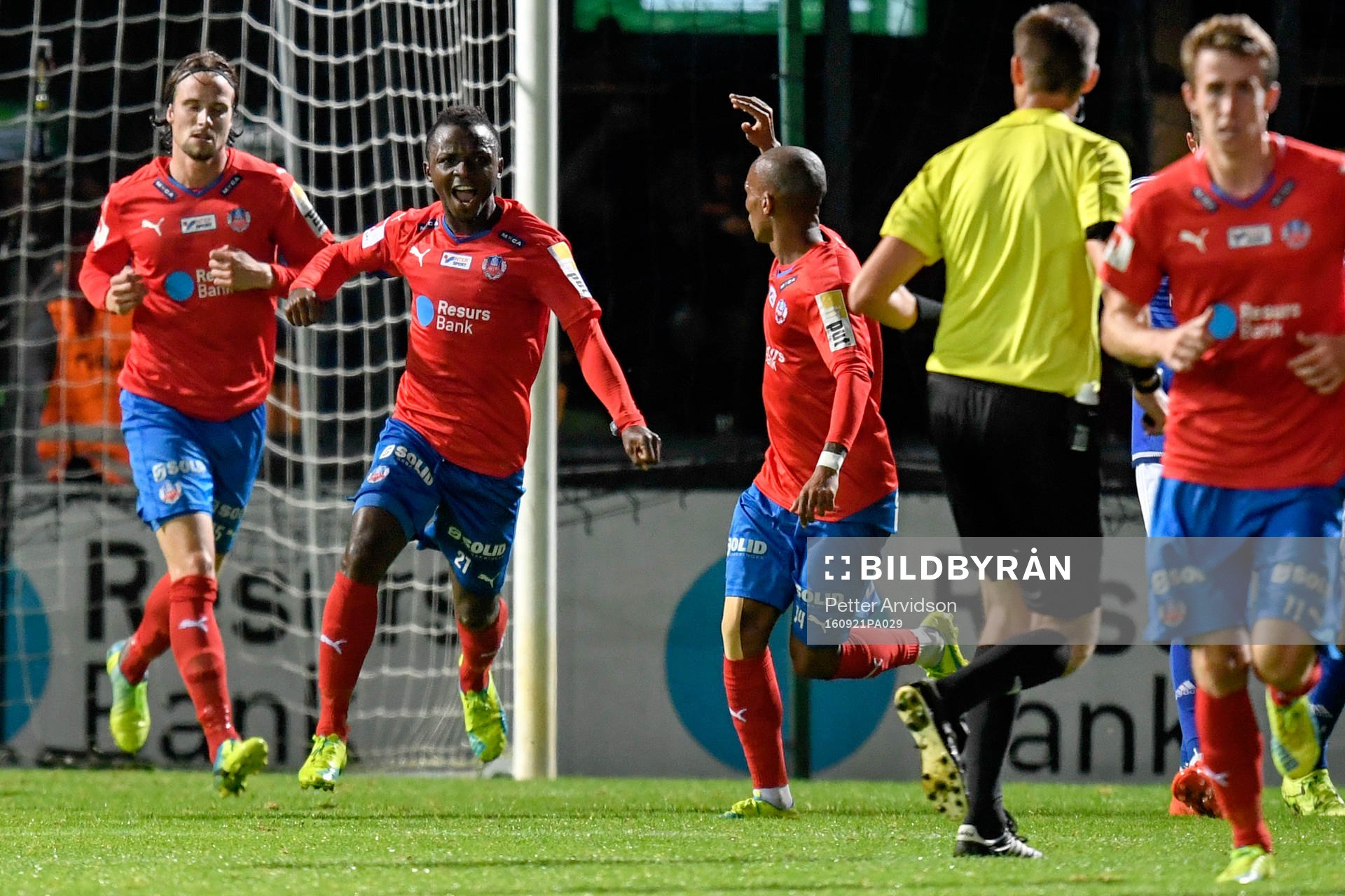 Helsingborgs Monday Samuel jublar